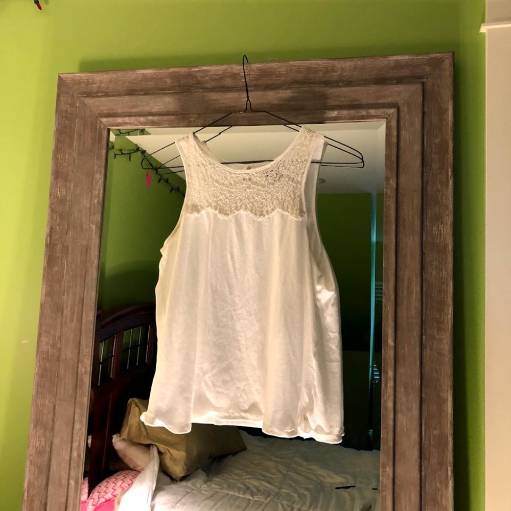 A&E White Tank Top w/ Lace